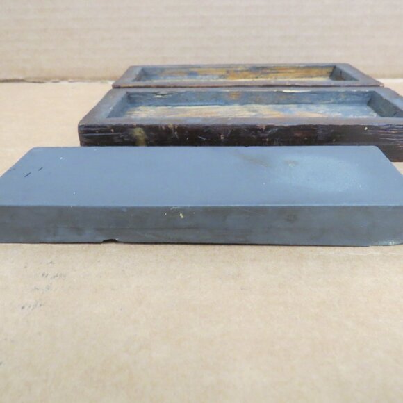Vintage Razor Knife Sharpening Stone Hone Oilstone Oil Tool Wood Fitted Box - Picture 3 of 10